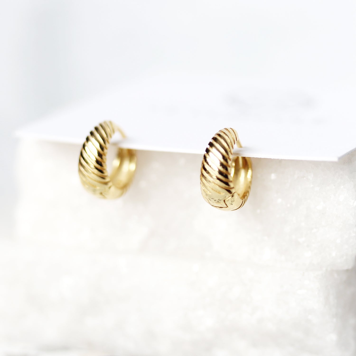 The swirly - clicker rings