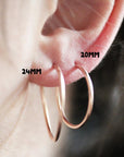 Boucles d'oreilles anneaux simples classiques