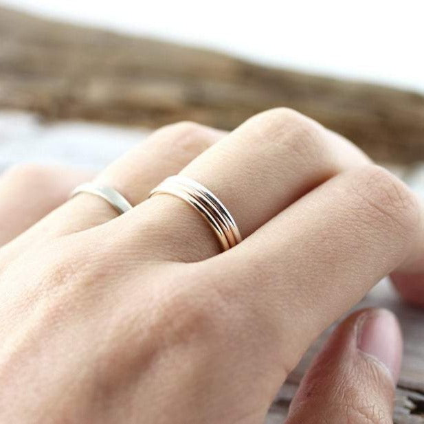 Medium Smooth Ring 1.3mm
