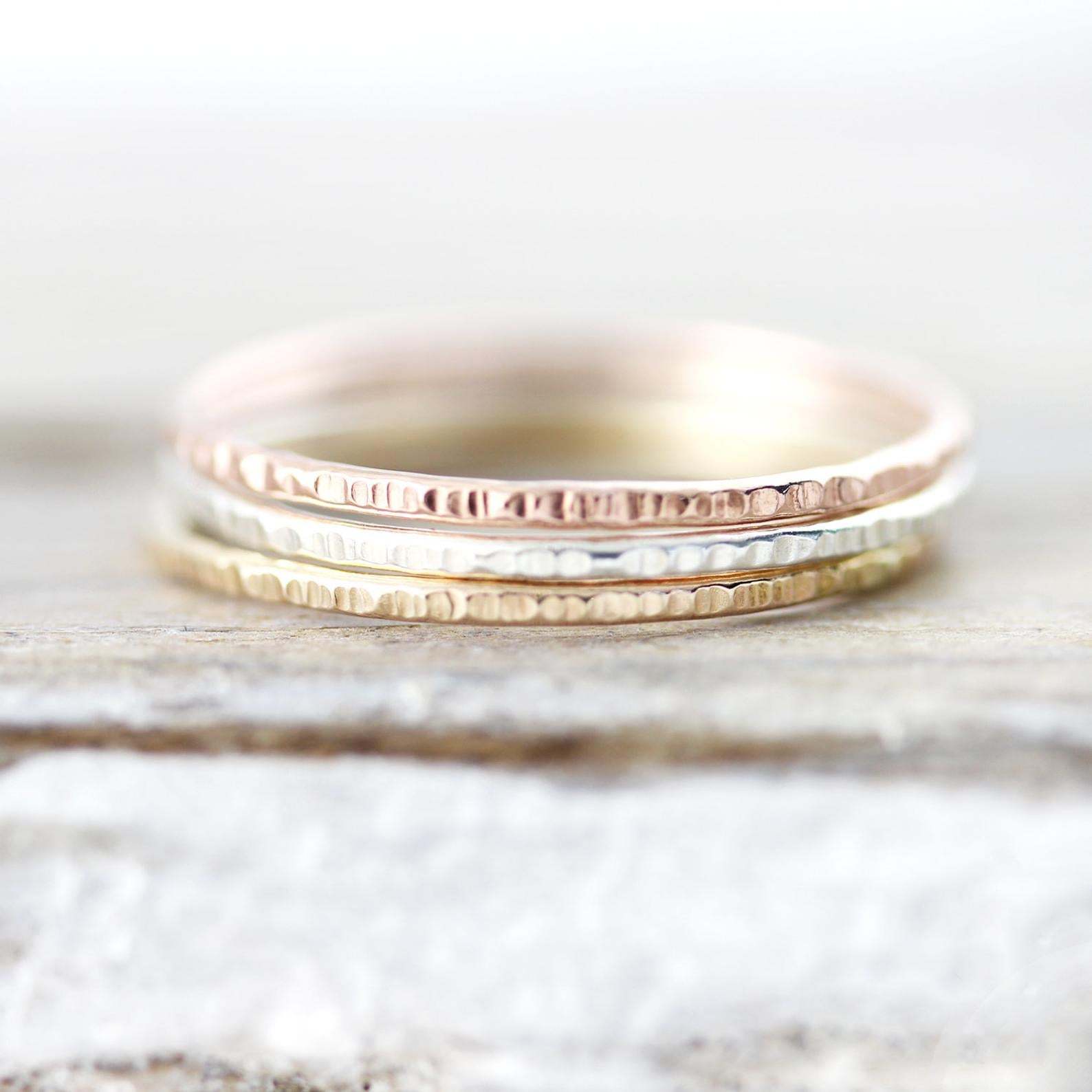 Bague fine Lignée bords arrondis 1mm