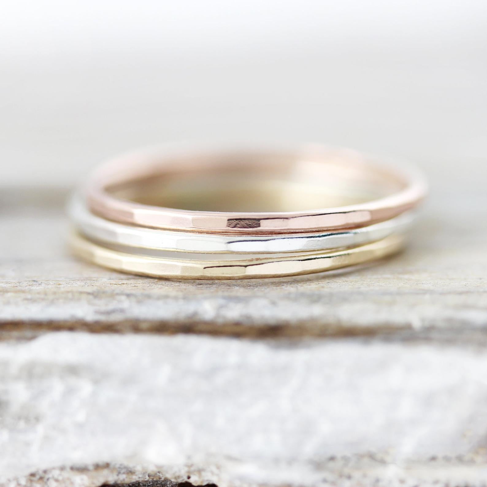 Bague fine Martelée 1mm
