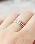 Bague Lignée moyenne bords arrondis 1.3mm