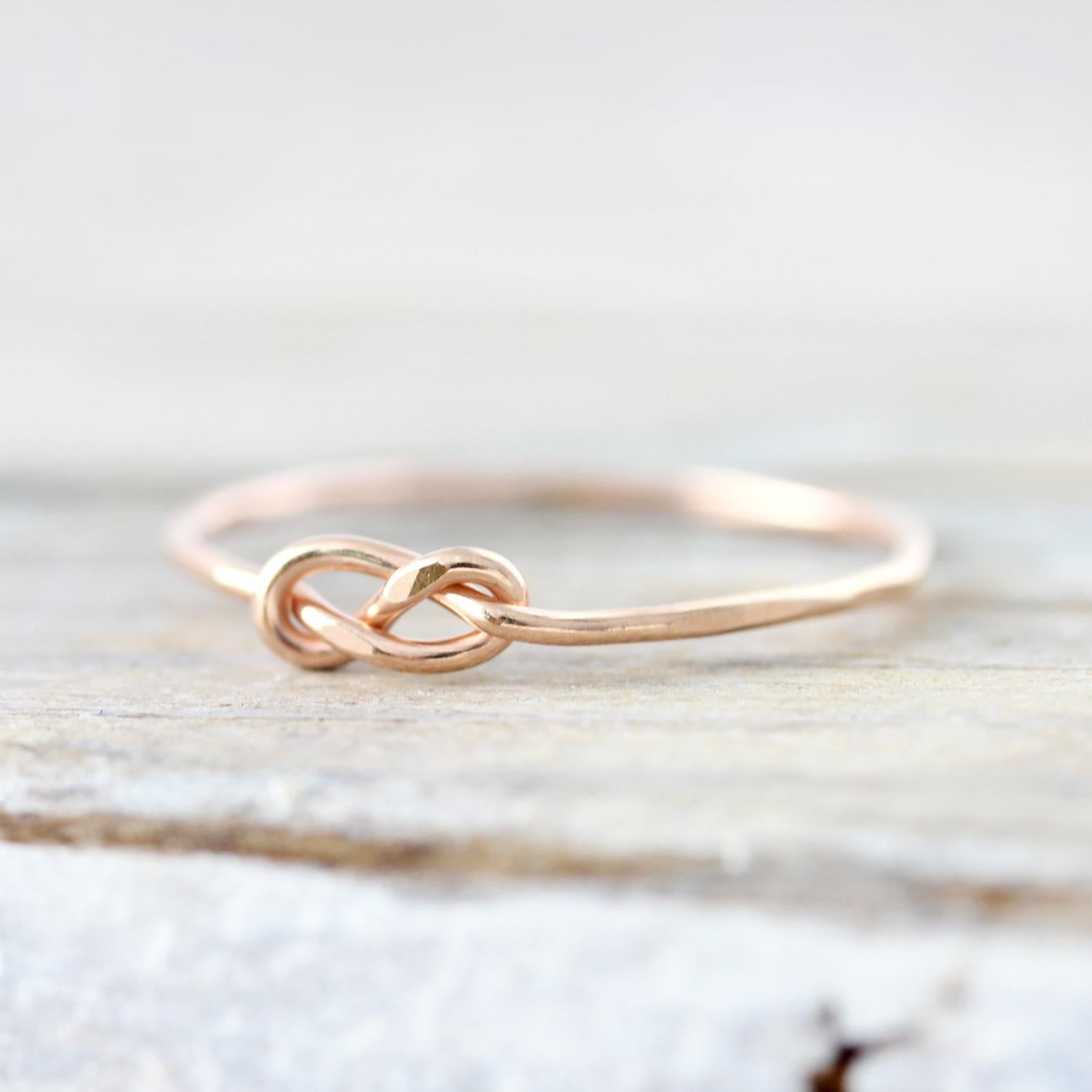 Extra thin infinity knot ring