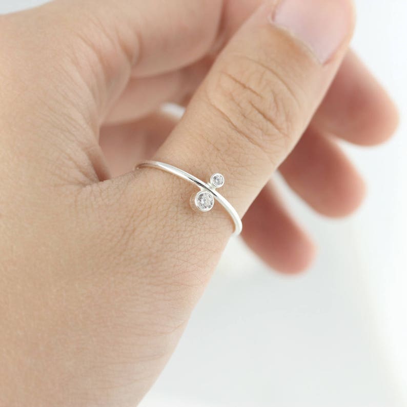 Bague avec deux pierres