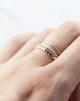 Wide flattened dotted ring 2.5mm