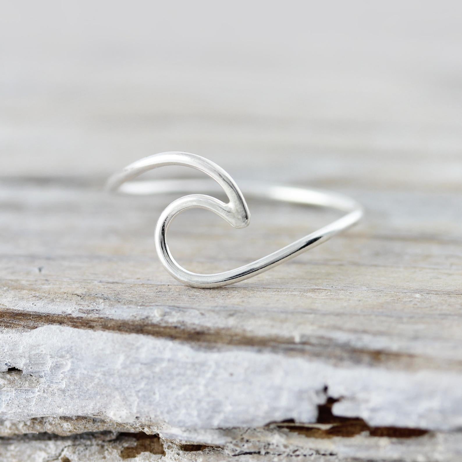 Ocean Wave Ring