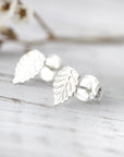 Boucles d'oreilles mini feuilles