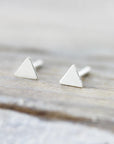 Boucles d'oreilles mini triangles