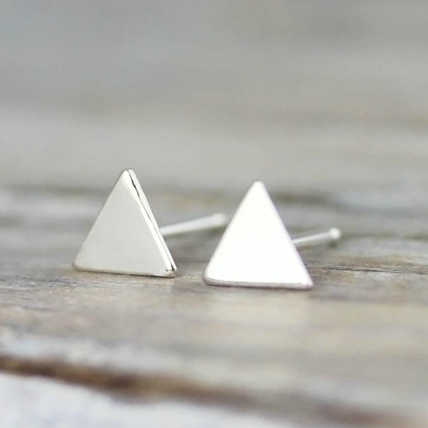 Boucles d'oreilles petits triangles