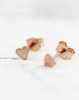 Boucles d'oreilles super mini coeurs