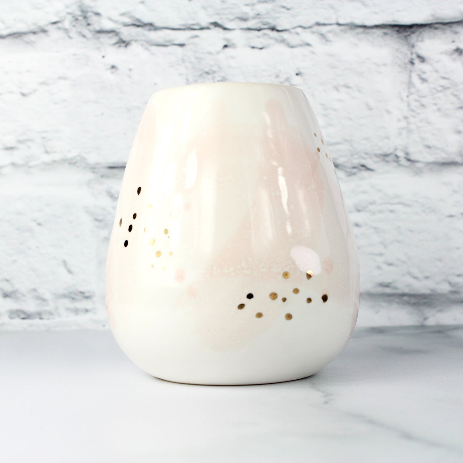 Ceramic vase