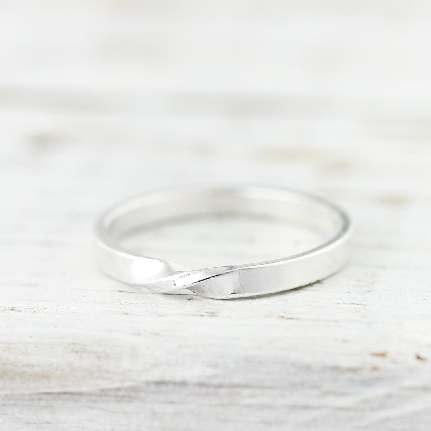 Mobius ring