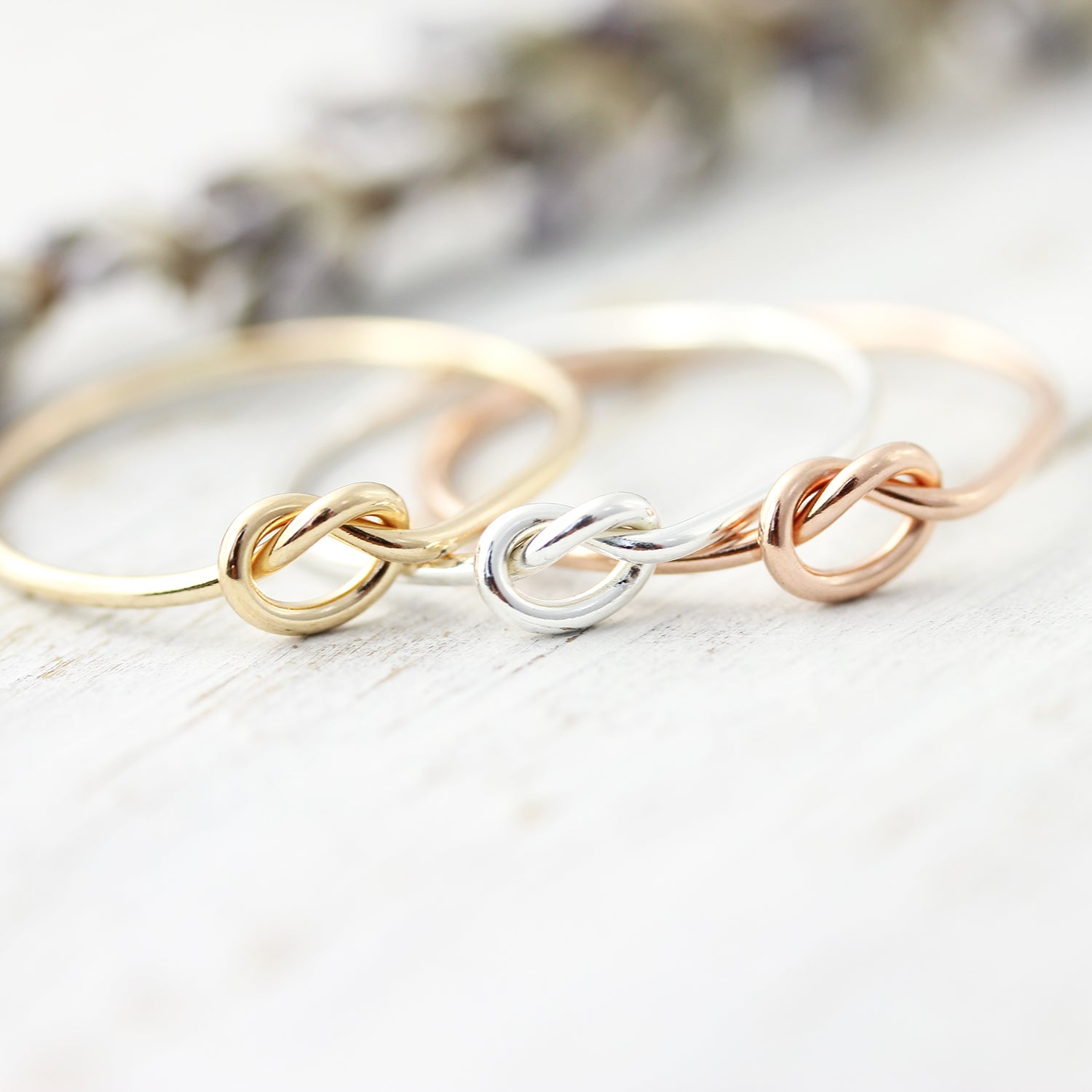 Thin Knot Ring