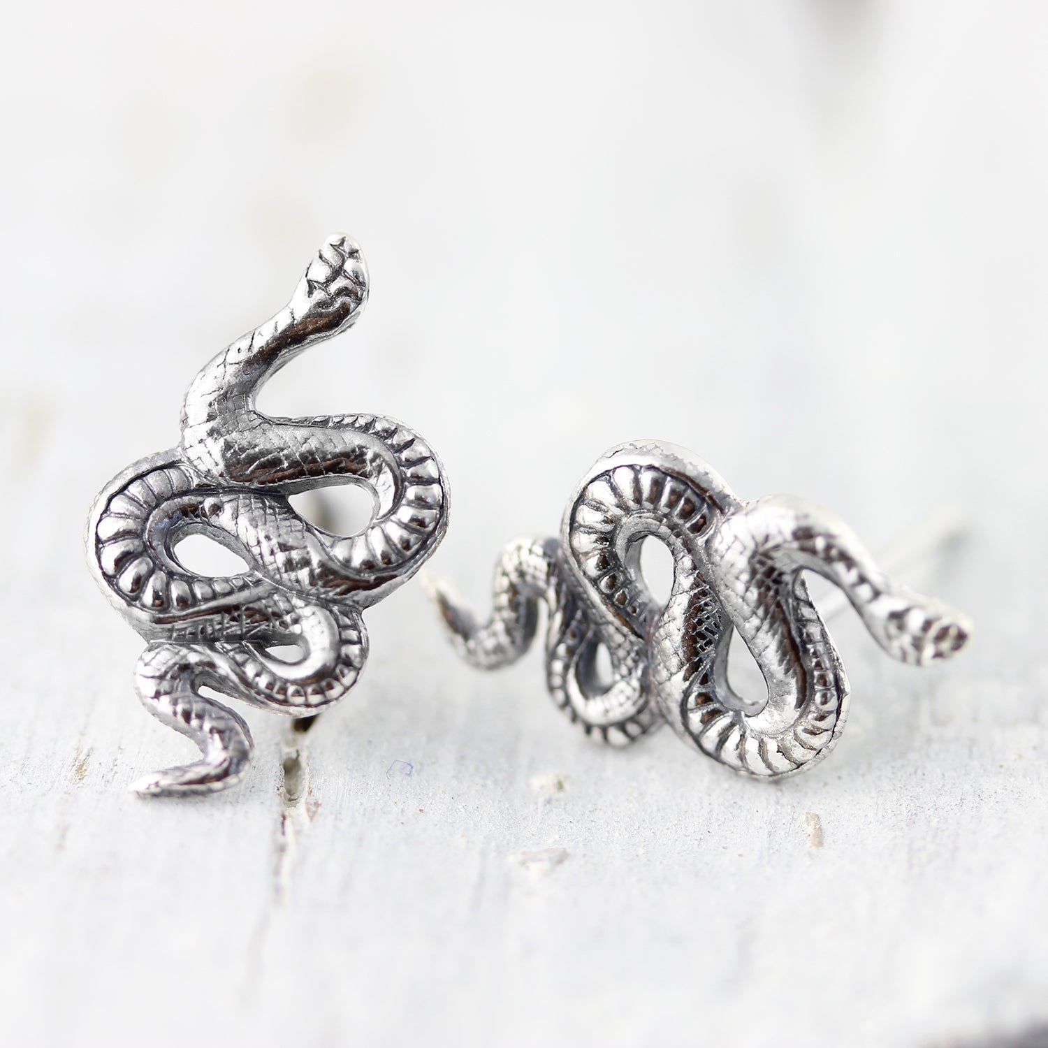 Boucles d'oreilles serpents
