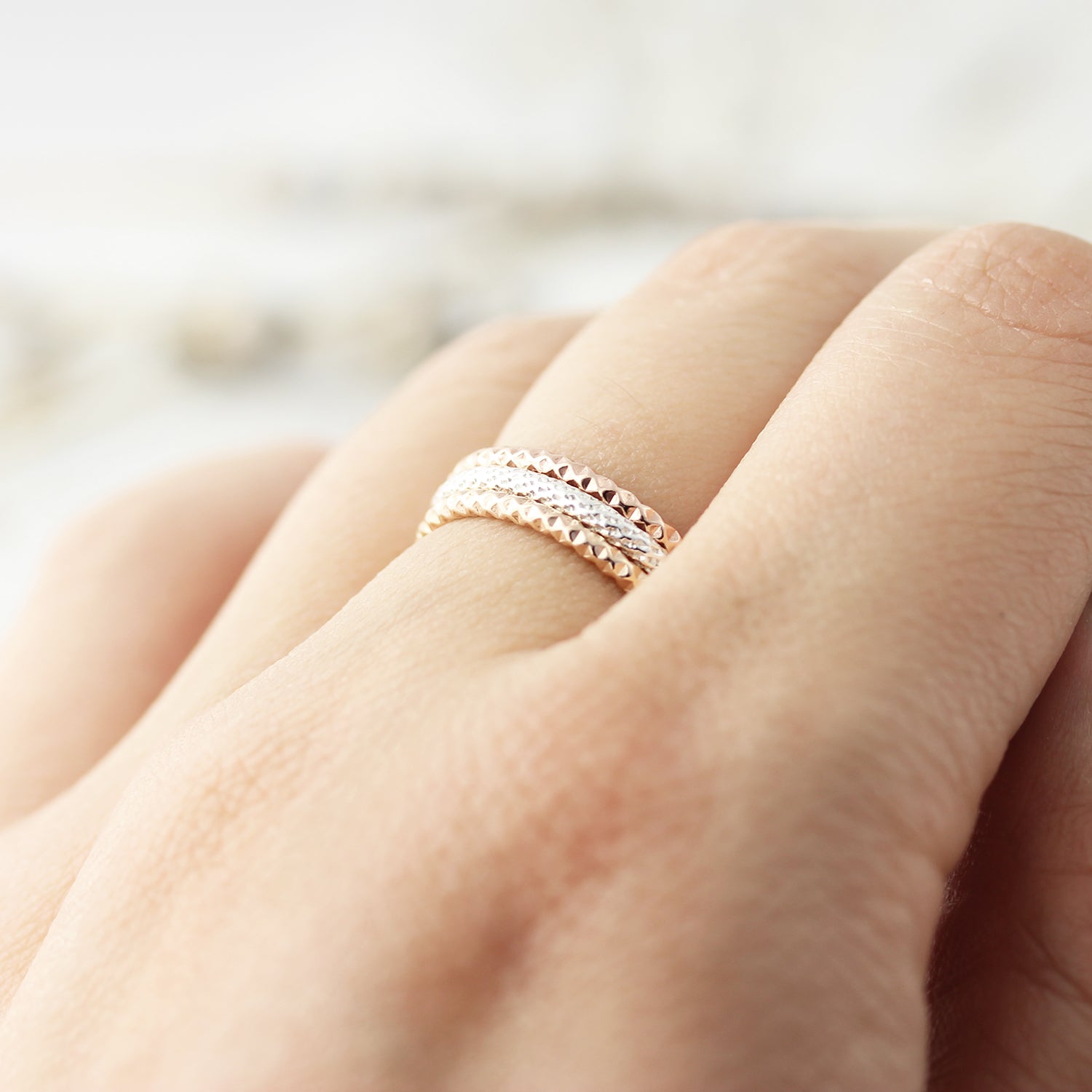 Bague large froissée 1.6mm