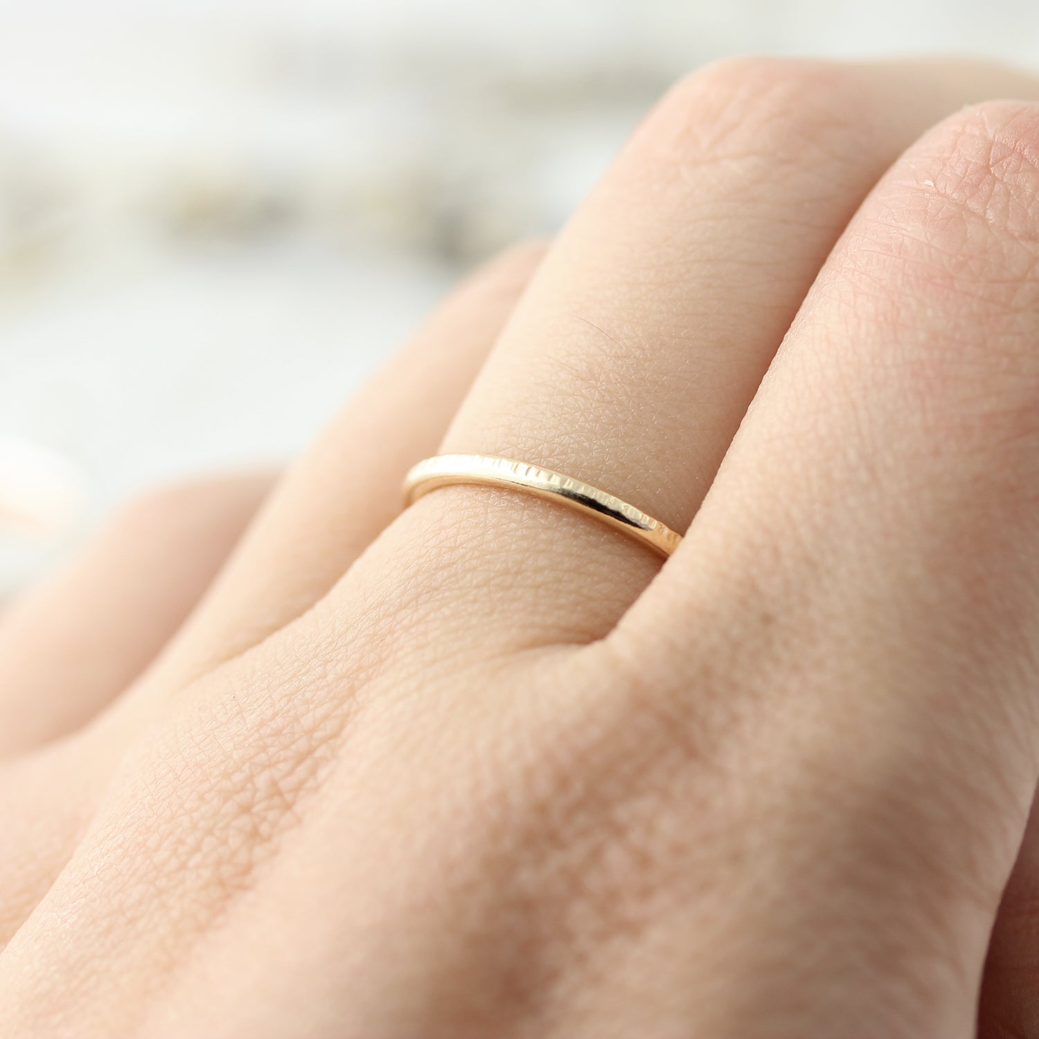 Bague large lignée, bords arrondis 1.6mm