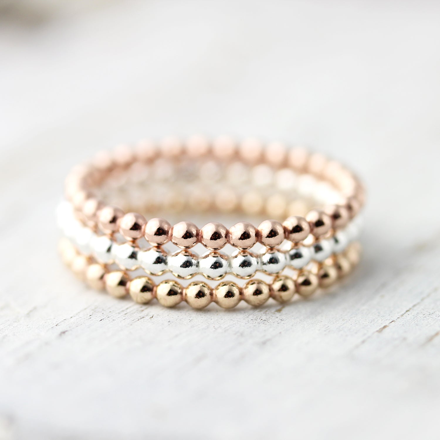 Wide dotted ring