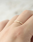 Bague large facettée 1.6mm