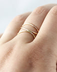 Wavy ring