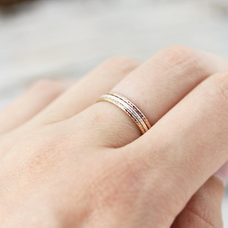 Thin Wrinkled Ring 1mm