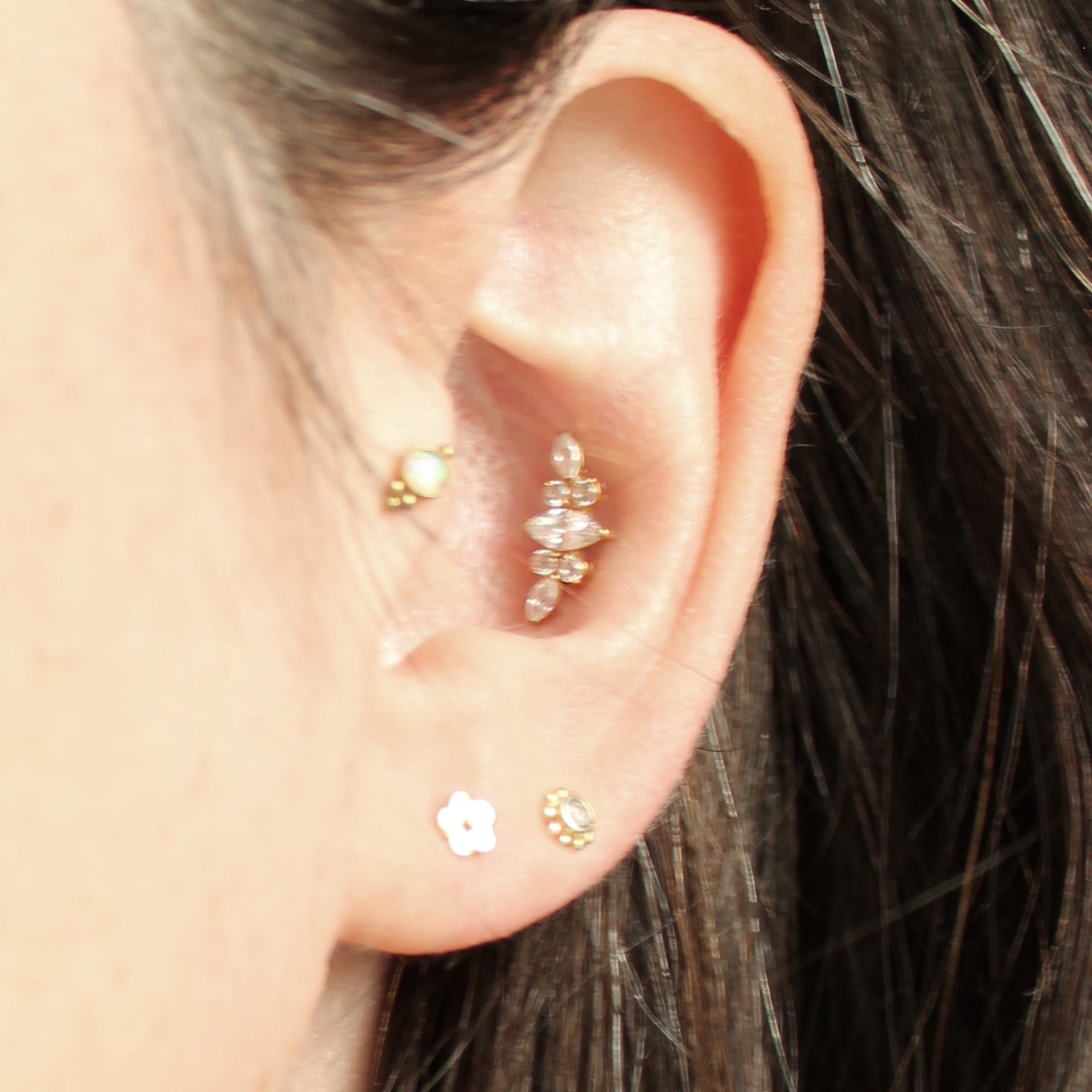 Clous d'oreilles mini Bouton d'or