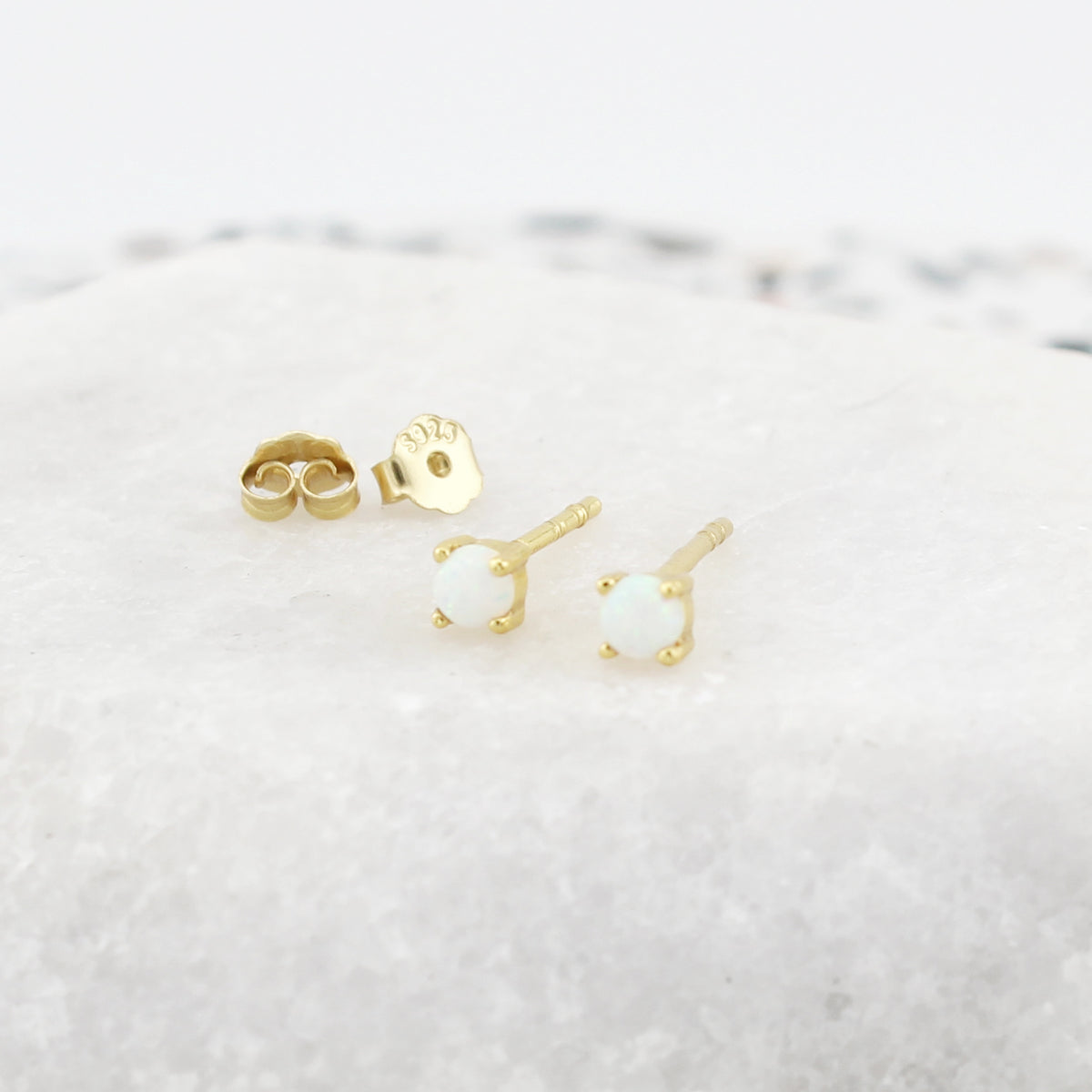 Clous d'oreilles Junia