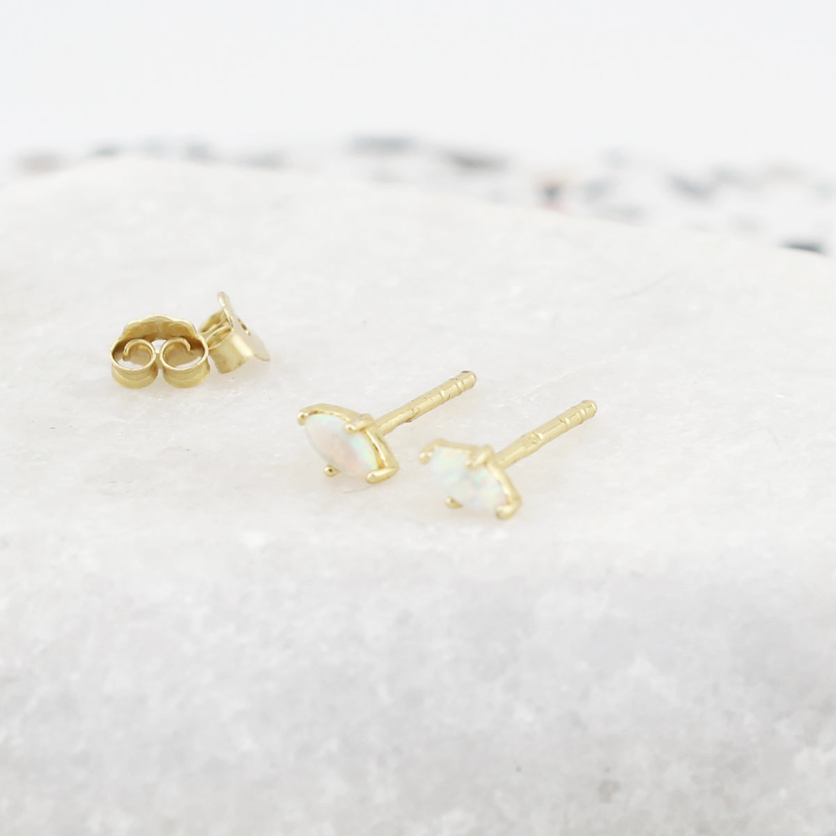 Clous d'oreilles Sigyn