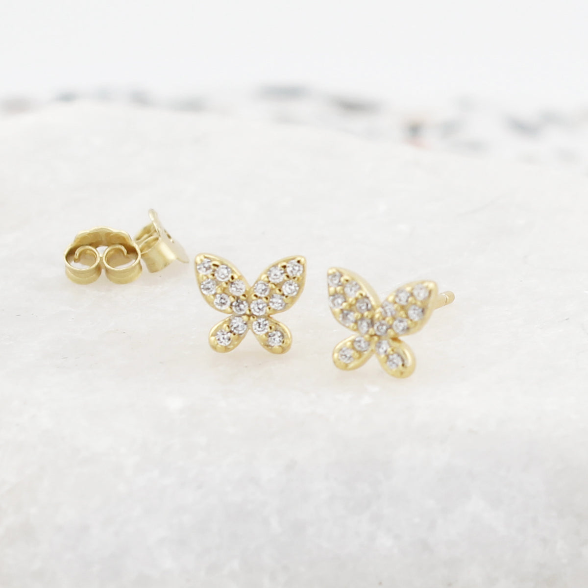 Clous d'oreilles Iphigenia