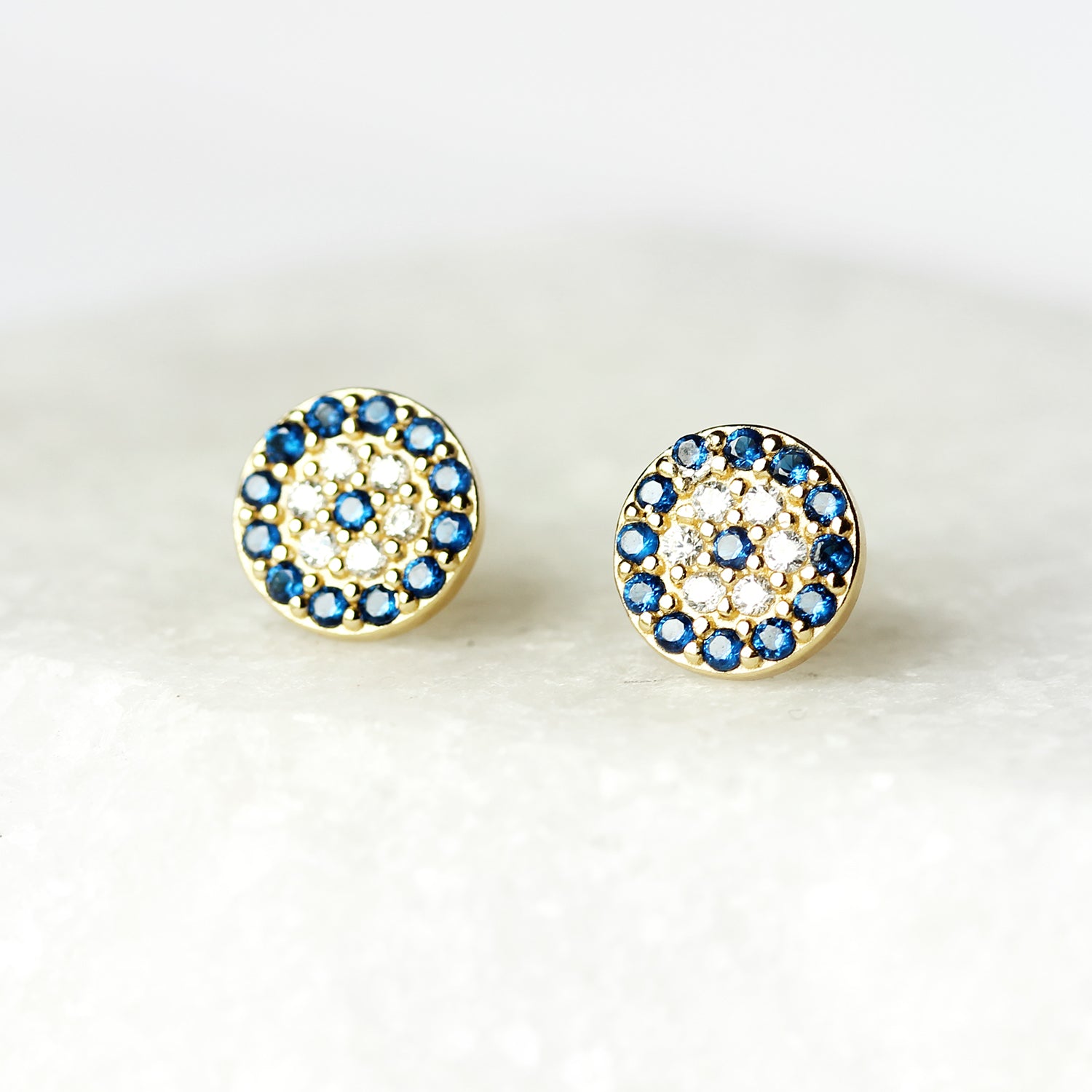 Clous d'oreilles Tisiphone