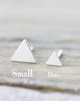 Boucles d'oreilles mini triangles